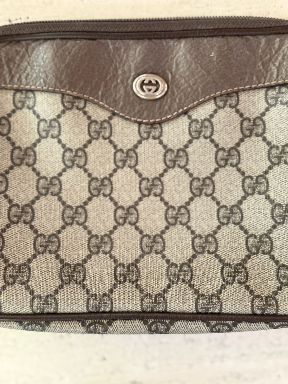 Vintage Gucci Brown Monogram Canvas Crossbody Bag - Picture 2 of 9